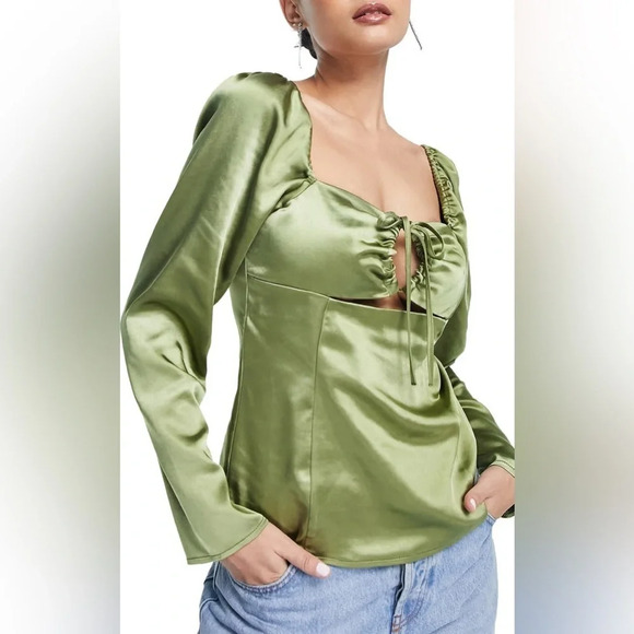 TOPSHOP Keyhole Satin Top, KHAKI, Size 2 US (fits like 0), NWT - Picture 1 of 13
